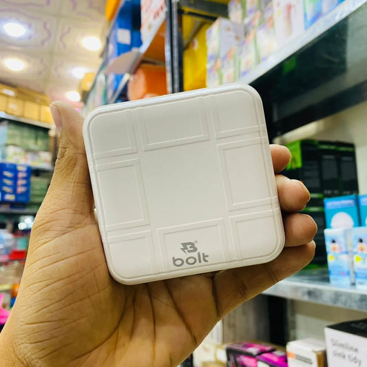 B159 10000mAh Power Bank featuring smart power management, durable body, and lightweight travel-friendly design