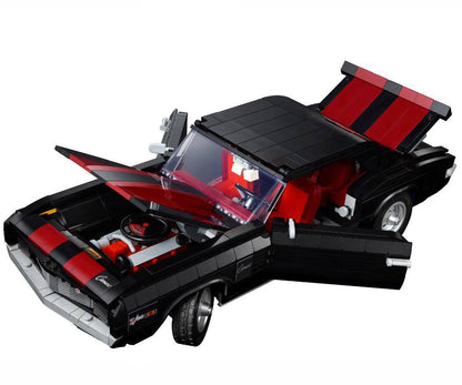10304 Chevrolet Camaro Z28 (Icons) | Interlocking Blocks